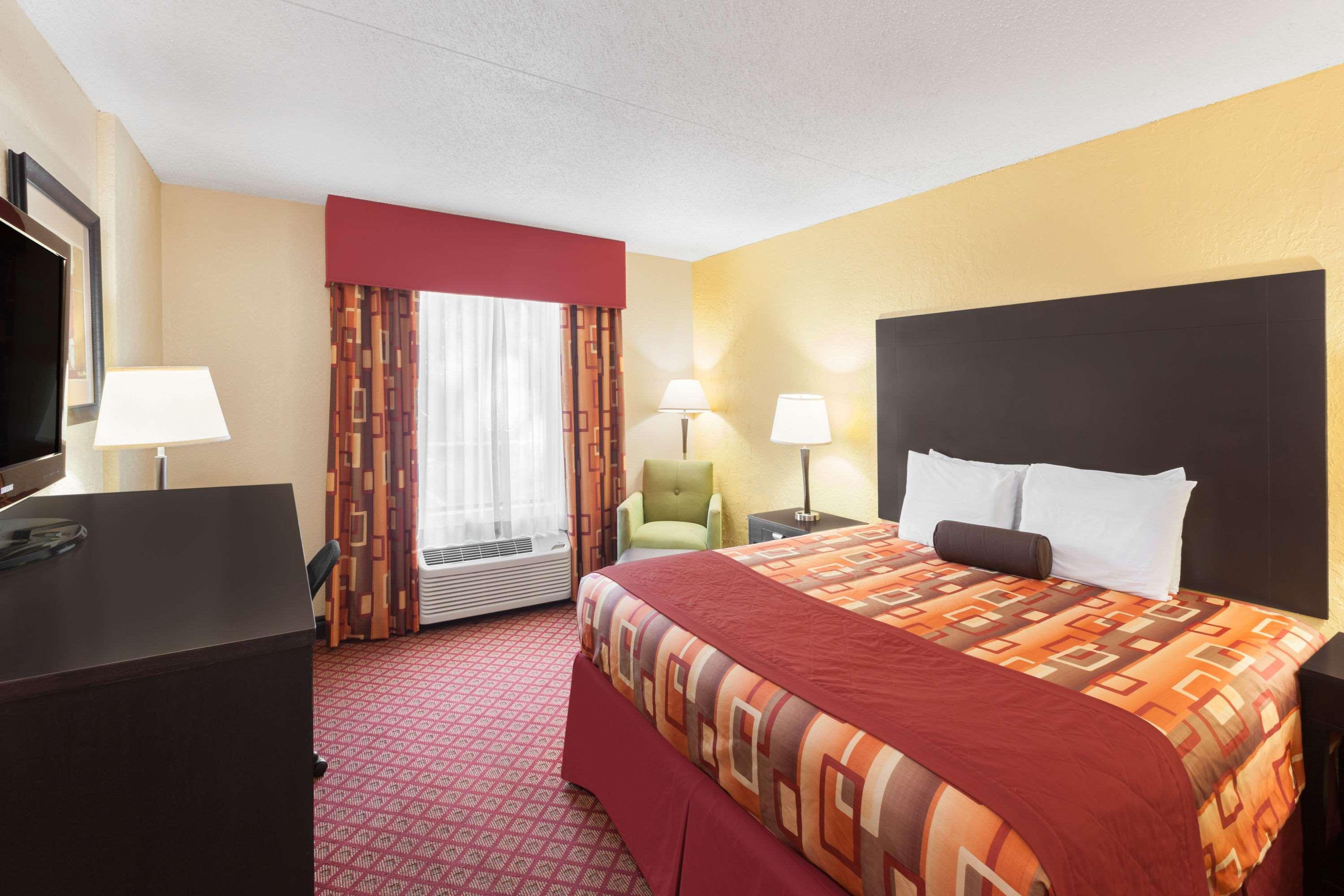 Wyndham Garden Stillwater Εξωτερικό φωτογραφία
